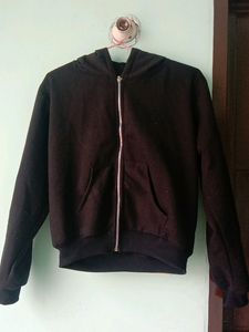 Black Crop Hoddie