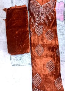 Elegant Velvet Salwar Kameez