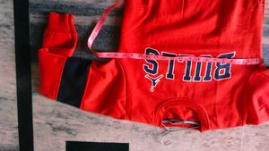 Sweatshirt For Boys 15_16 Years Old No Damage Good