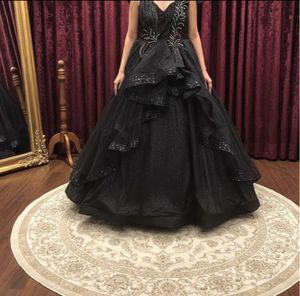 Elegant Ethnic Z Black gown Gow