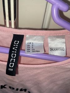 h&amp;m / black pink brand cropped tshirt