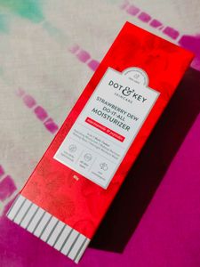 Dot & Key Strawberry 🍓 All In One Moisturizer