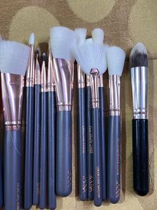 Zoeva Professional Makeup Brush Set New 25 Pcs