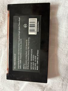 Mars Eyeshadow Palette