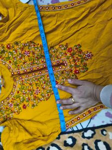 Yellow Embroidered Kurta in xl size