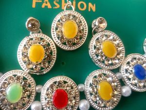 Fashionable Multicolor Stone &amp; Pearl Jewellery Set