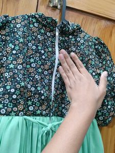 Floral Print Dress For Kids.