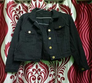 Women&#39;s Half Sleeved Crop Jacket