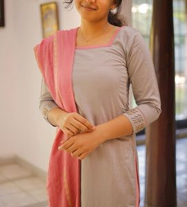 Elegant Gray & Pink Salwar Kameez kurti set