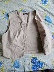 Cute Cropped Vest