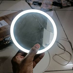 Makeup mirror