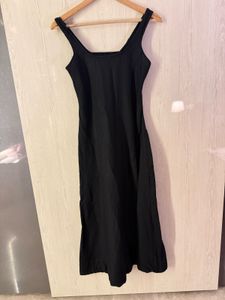 Classic Black Waist Hugging Dress
