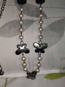Pearl and Butterfly Necklace
