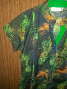 Green Tie-die T-shirt