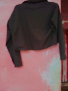 Black Crop Top Shirt