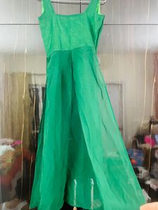 Cape dress- Front open- side zip