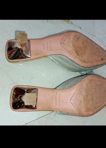 Bow Silver Heels
