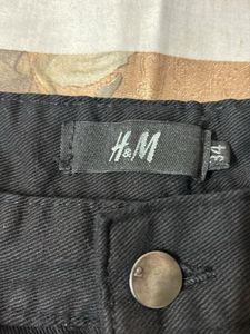 ⭕️B3G1⭕️ + 30 % Off On Combo❗️H&amp;M Black Cargo Pant