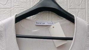 New with tag Pinterest Elegant Knit Square Neck To