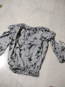 Off Shoulder Women&#39;s Grey Top