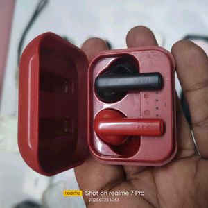 Multiple Buds And Charging Cases