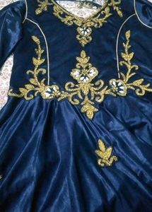 Ethnic Gown for women 💙