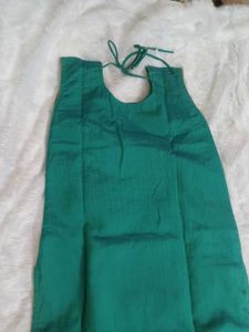 Green &amp; Gold Embroidered Kurti