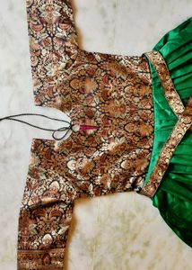 ✨Price Drop ✨Gorgeous Frock For Women 🖤💚