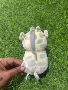 Ty Beanie Baby Gracie the Giraffe Plush