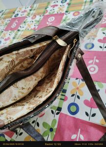 Hand bag