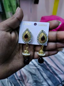 💥💥 GOLD &amp; RED EARRING💥💥