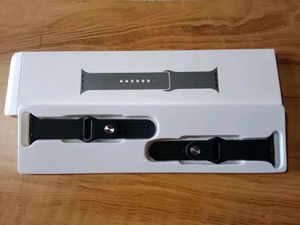 Apple silver alluminium series 9 Watch