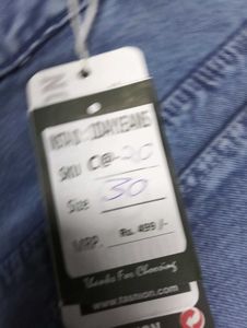 C@20 Size-30 Straight Jeans