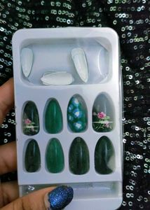 Stick On Reusable Nails