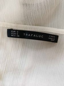 BOGO🎁Buy One Get 1 Free🎁Zara White Top