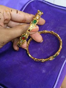 Elegant Bangle Set