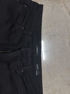 Women’s Black Straight Fit Jeans