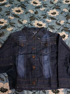 Ladies Denim Jacket 🧥