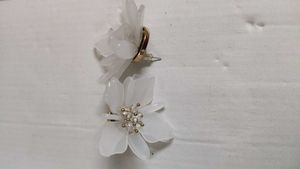 white floral earrings