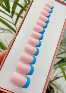12 Pc Press On Nails.