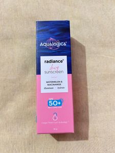 Aqualogica Radiance+ Dewy Sunscreen