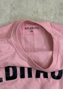 BERSHKA Pink Crop Top