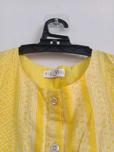 I am Decluttering My Wadrobe