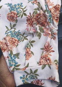 Floral Print Puff Sleeve Top