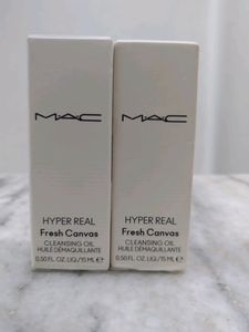 MAC Hyper Real Fresh Canvas Cleansing Oil