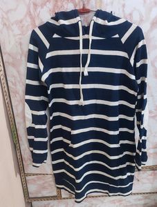 Women Sweatshirt With Attach Cap