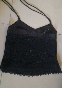Net Pretty Black Top