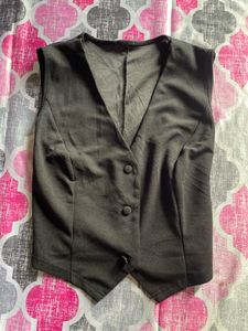 Black Trendy Top