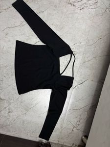 Stylish Black Long Sleeve Top-BRAND NEW WITHOUT TA