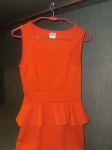 Chic Orange Peplum Dress💅🏻